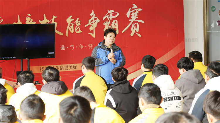 掌握前沿技術，馭見未來 ——連順自動變速箱專修技術總監走進西安萬通，共話汽車行業新未來